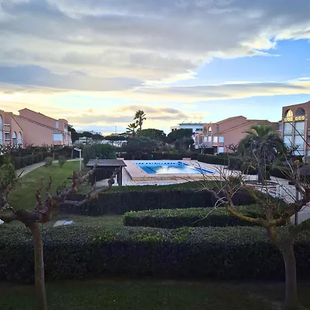 T2 Lumineux Tout Equipe Avec Piscine, Parking Prive Et Plage A 300M Apartment *