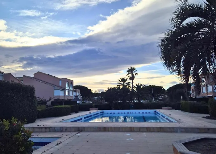 T2 Lumineux Equipe Avec Piscine, Parking Prive Et A 300m * Palavas-les-Flots