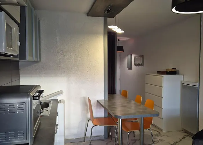 T2 Lumineux Equipe Avec Piscine, Parking Prive Et A 300m Palavas-les-Flots